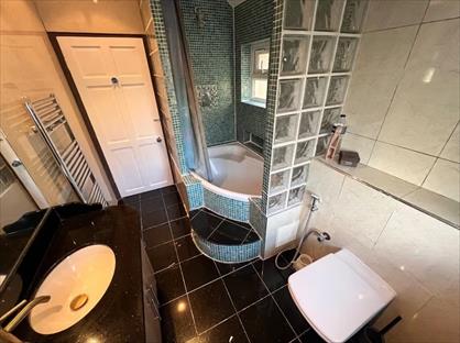 5 Bed Flat, Harrow Road, HA9