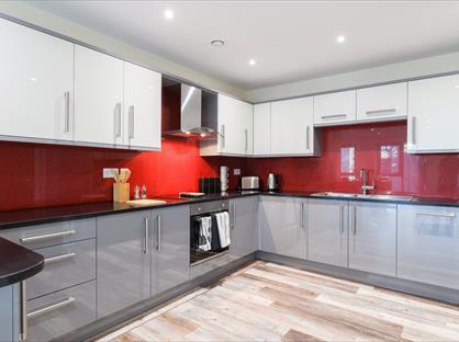 3 Bed Flat, Ecco, S11