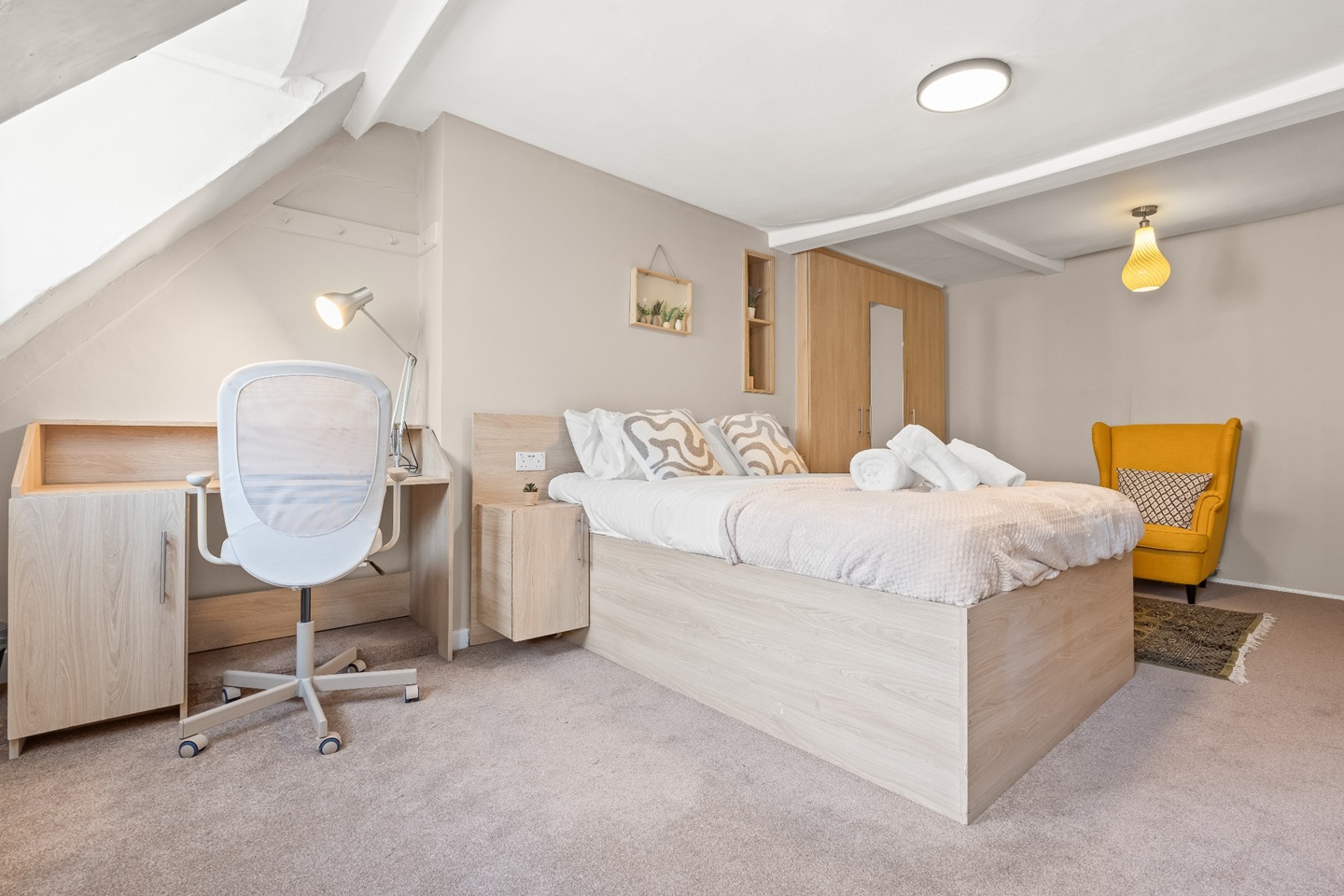 Additional image 4 of 2 Bed Flat, High Street, OX1, N1 7GU