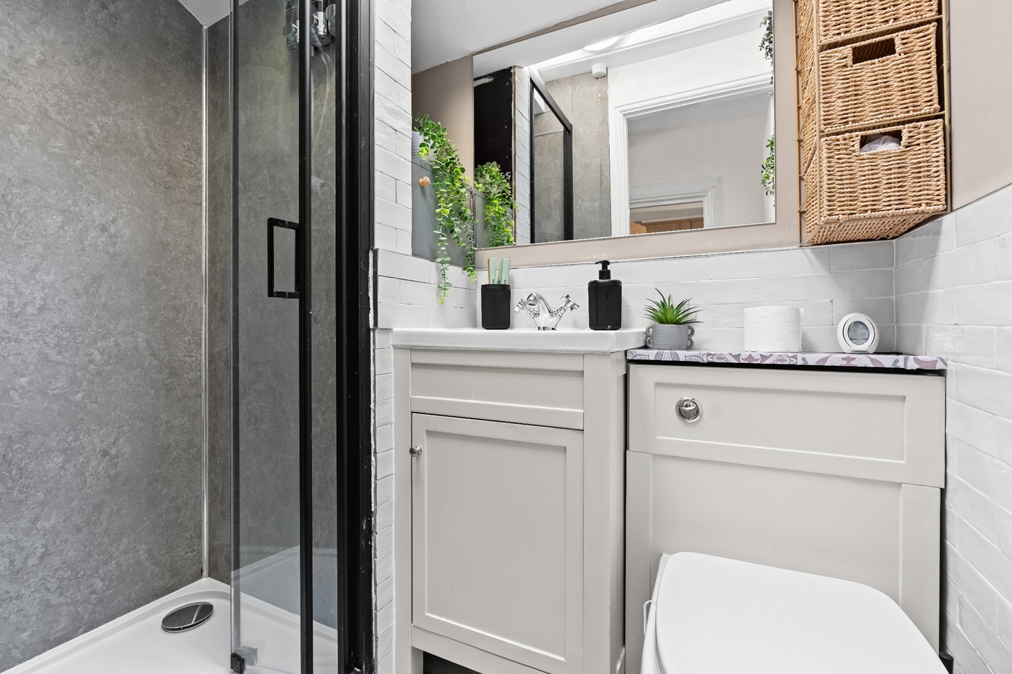 Additional image 7 of 2 Bed Flat, High Street, OX1, N1 7GU