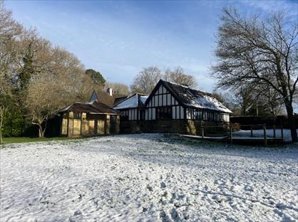 3 Bed Detached House, Hook Lane, RH19