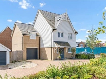 4 Bed Detached House, Marshall Close, CM23