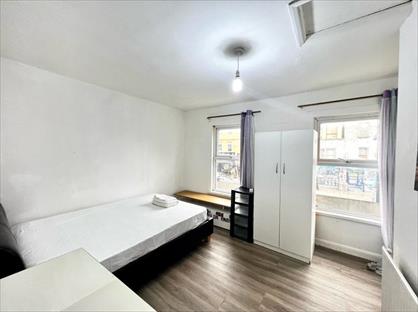 1 Bed Flat, Bow Common Lane, E3