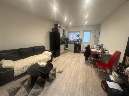 2 Bed Flat, Manor Drive, HA9