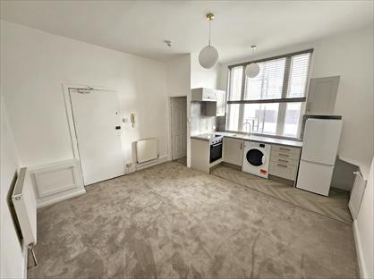 Studio Flat, Dorset Gardens, BN2