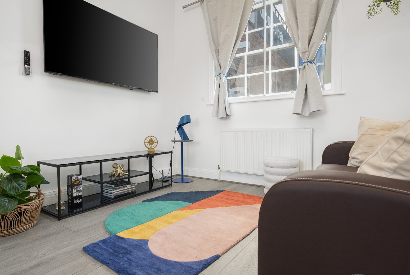 Additional image 2 of 1 Bed Flat, Wood Street, L1, N1 7GU