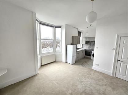 Studio Flat, Dorset Gardens, BN2