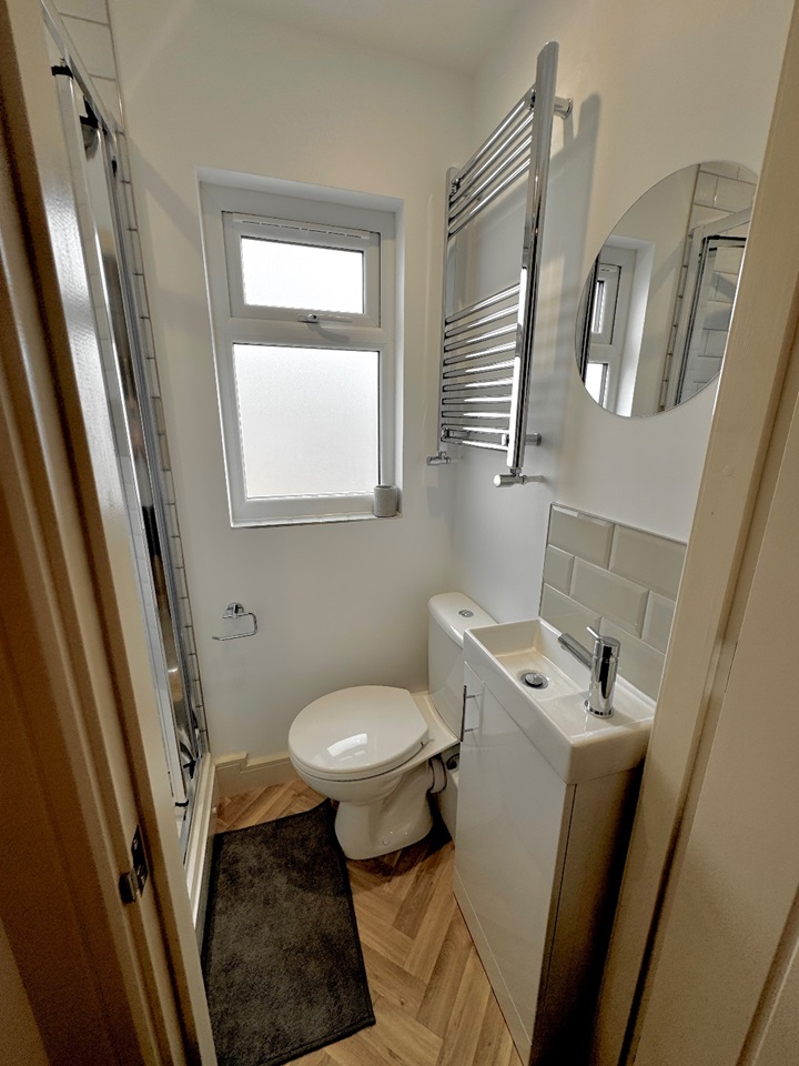 Additional image 5 of Studio Flat, Pittar Street, DE22, N1 7GU
