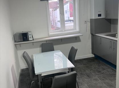 3 Bed Terraced House, Leopold Road, NW10