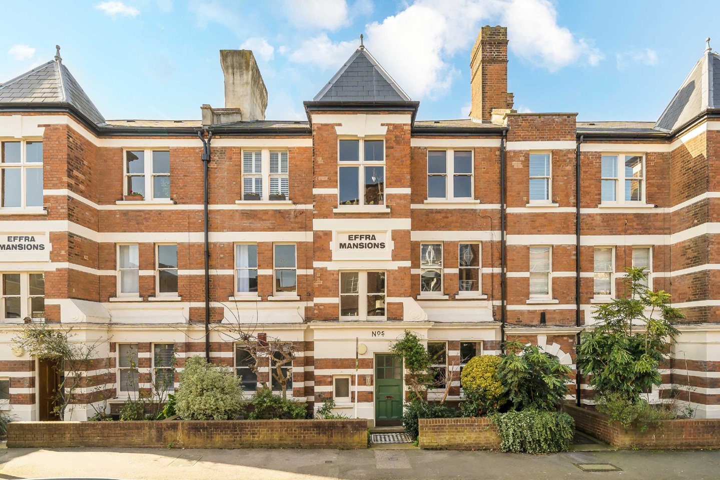 3 Bed Flat, Effra Mansions, SW2, N1 7GU
