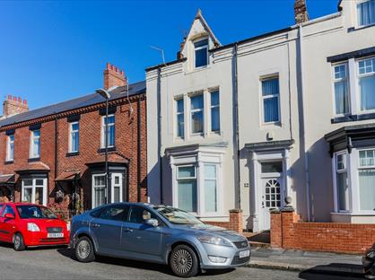 1 Bed Flat, Featherstone Street, SR6
