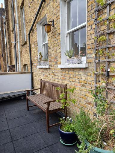 1 Bed Flat, Packington Street, N1, N1 7GU