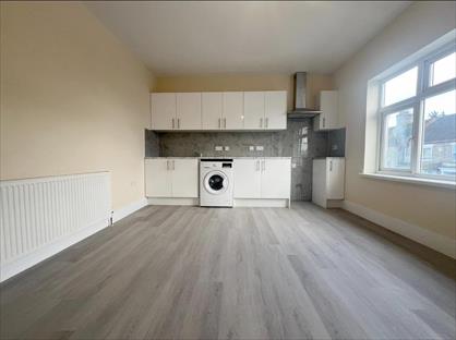 1 Bed Flat, Fengate, PE1