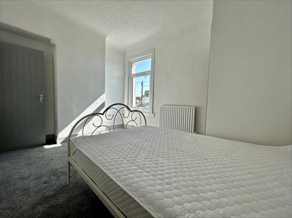 Room in a Shared House, Outram Street, TS1