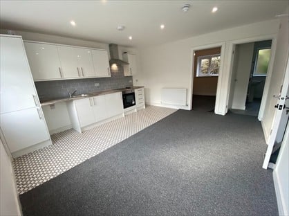 1 Bed Flat, Ystrad Road, CF41