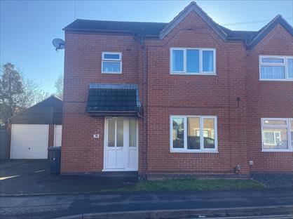 3 Bed Semi-Detached House, Stuart Road, LE16