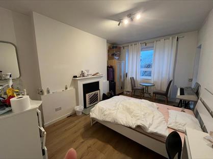 Room in a Shared Flat, Edgeworth House, NW8