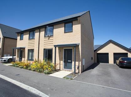 3 Bed Semi-Detached House, Appleton Road, CT20