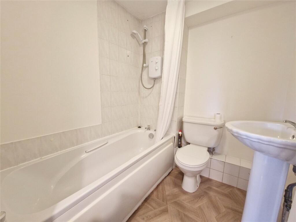 Additional image 7 of 1 Bed Flat, Old School Court, M9, N1 7GU