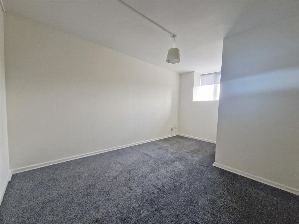 Additional image 3 of 1 Bed Flat, Old School Court, M9, N1 7GU