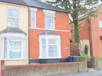 3 Bed Semi-Detached House, Green Street, HP11