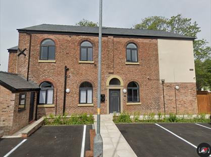 2 Bed Flat, Sunningdale Road, M34