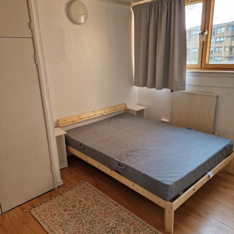 London - 2 Bed Flat, Ashburnham Tower, SW10 - To Rent Now for £2,200.00 p/m