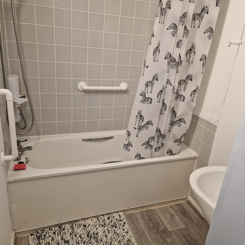 London - 2 Bed Flat, Ashburnham Tower, SW10 - To Rent Now for £2,200.00 p/m