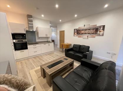 2 Bed Flat, Ash Tree Apartments, LS9