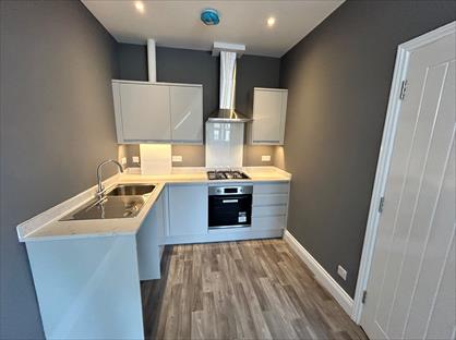 2 Bed Flat, Stirling Court, TN39