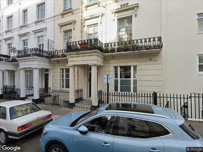 1 Bed Flat, Westbourne Crescent, W2