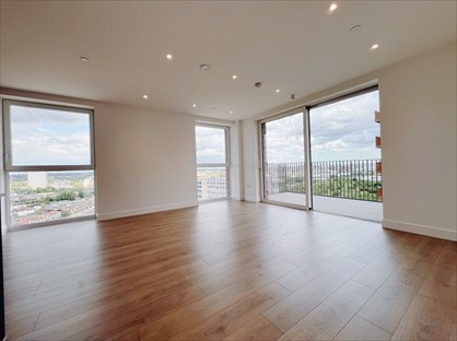 2 Bed Flat, Waterview House, HA0