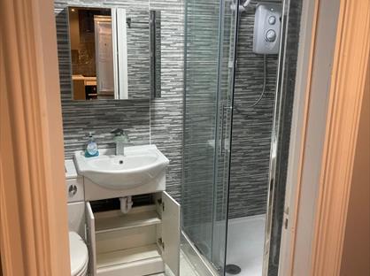 Studio Flat, West Way, TW5