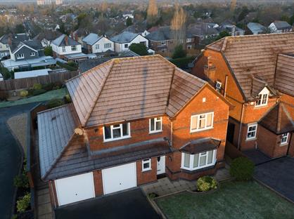 4 Bed Detached House, Coton Road, WV4