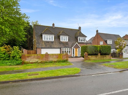 4 Bed Detached House, Baldwins Lane, WD3