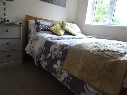 Room in a Shared House, Beeches Way, RH12