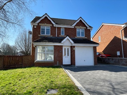 4 Bed Detached House, Berryhill Crescent, ML2