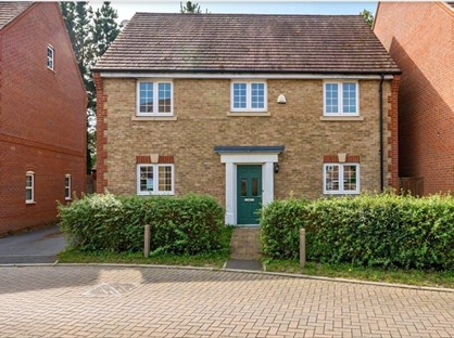 4 Bed Detached House, Gomer Road, GU19