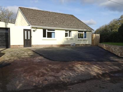 3 Bed Bungalow, Goodleigh Road, EX32