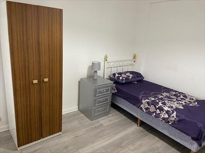 Room in a Shared House, Luton Road, ME4