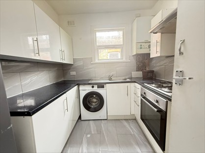 2 Bed Flat, Clementina Road, E10
