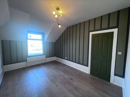 3 Bed Flat, High Road Leyton, E10