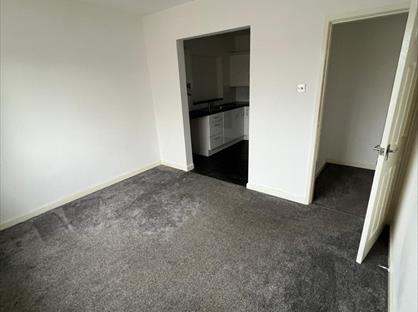 1 Bed Flat, Manchester House, DN6