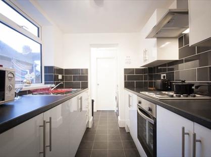 Room in a Shared House, Birks Street, ST4