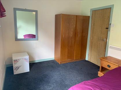 Room in a Shared House, Christopher Close, SE16