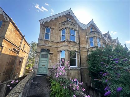 1 Bed Flat, Newbridge Road, BA1