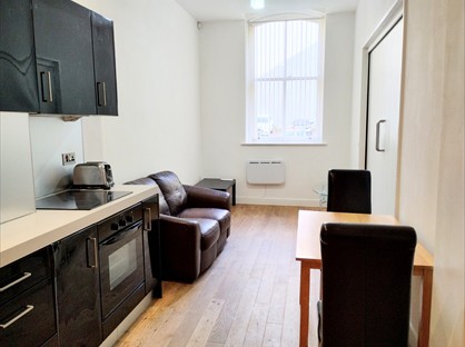 1 Bed Flat, Tayson House, BD1