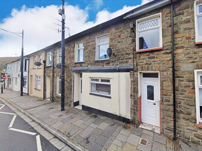 1 Bed Flat, High Street, CF43