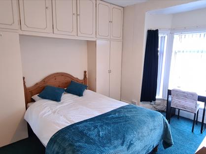 3 Bed Terraced House, Falmouth Street, HU5