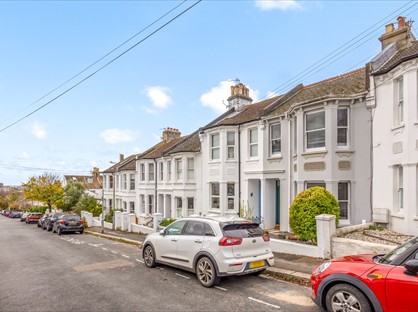 2 Bed Terraced House, Chester Terrace, BN1